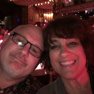 Meet your Posher, Laurie